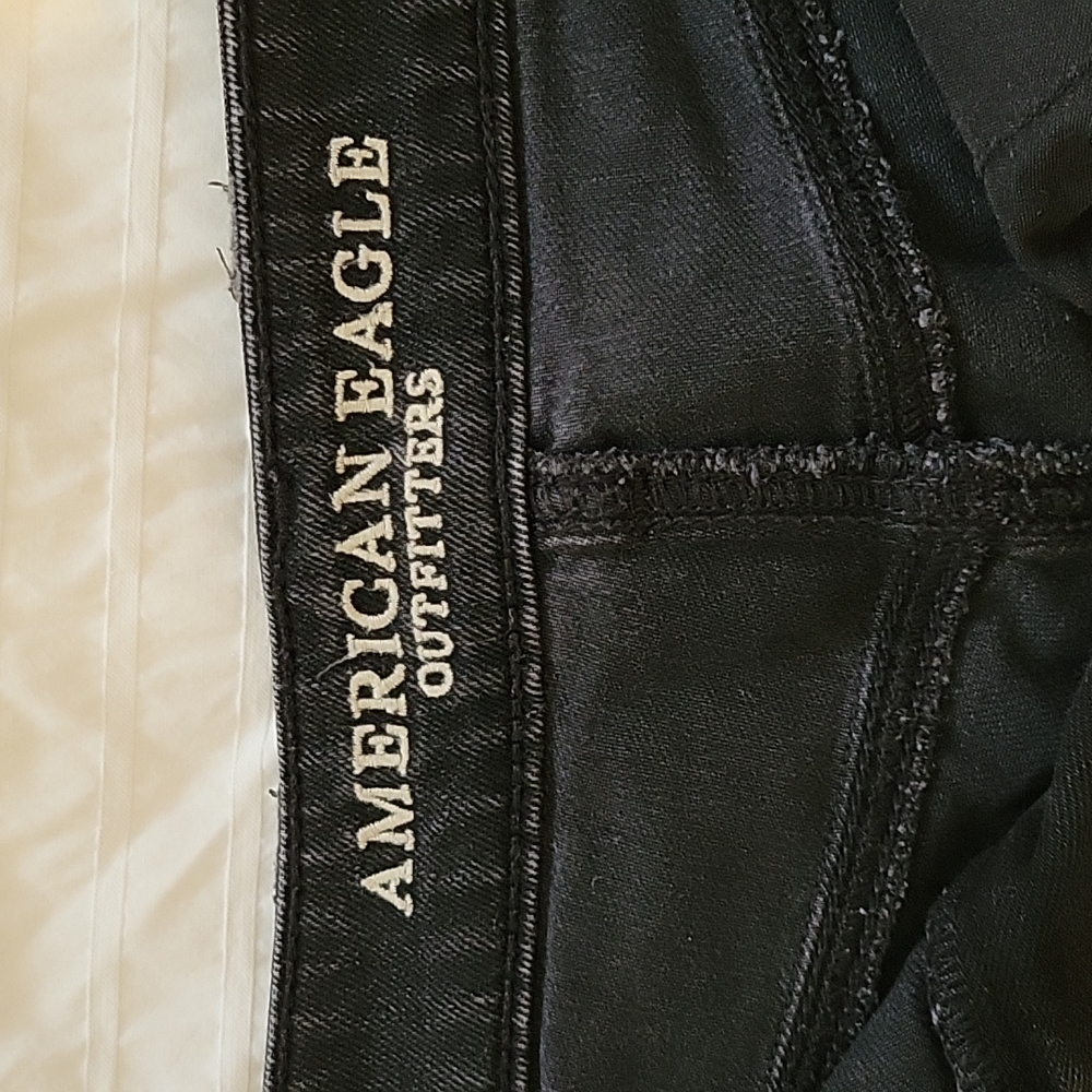 Shorts - Picture 2 of 5